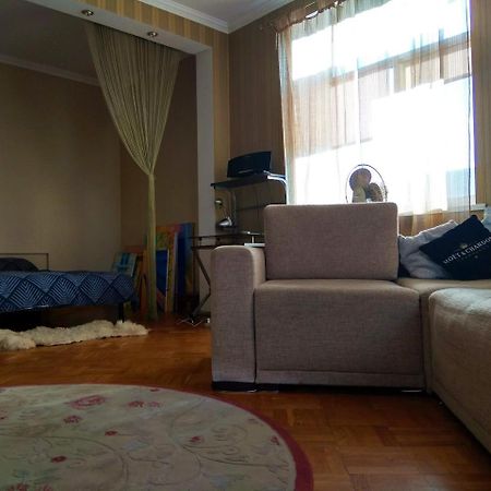Alabama Mama Apartman Kijev Kültér fotó