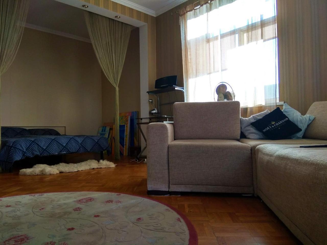 Alabama Mama Apartman Kijev Kültér fotó