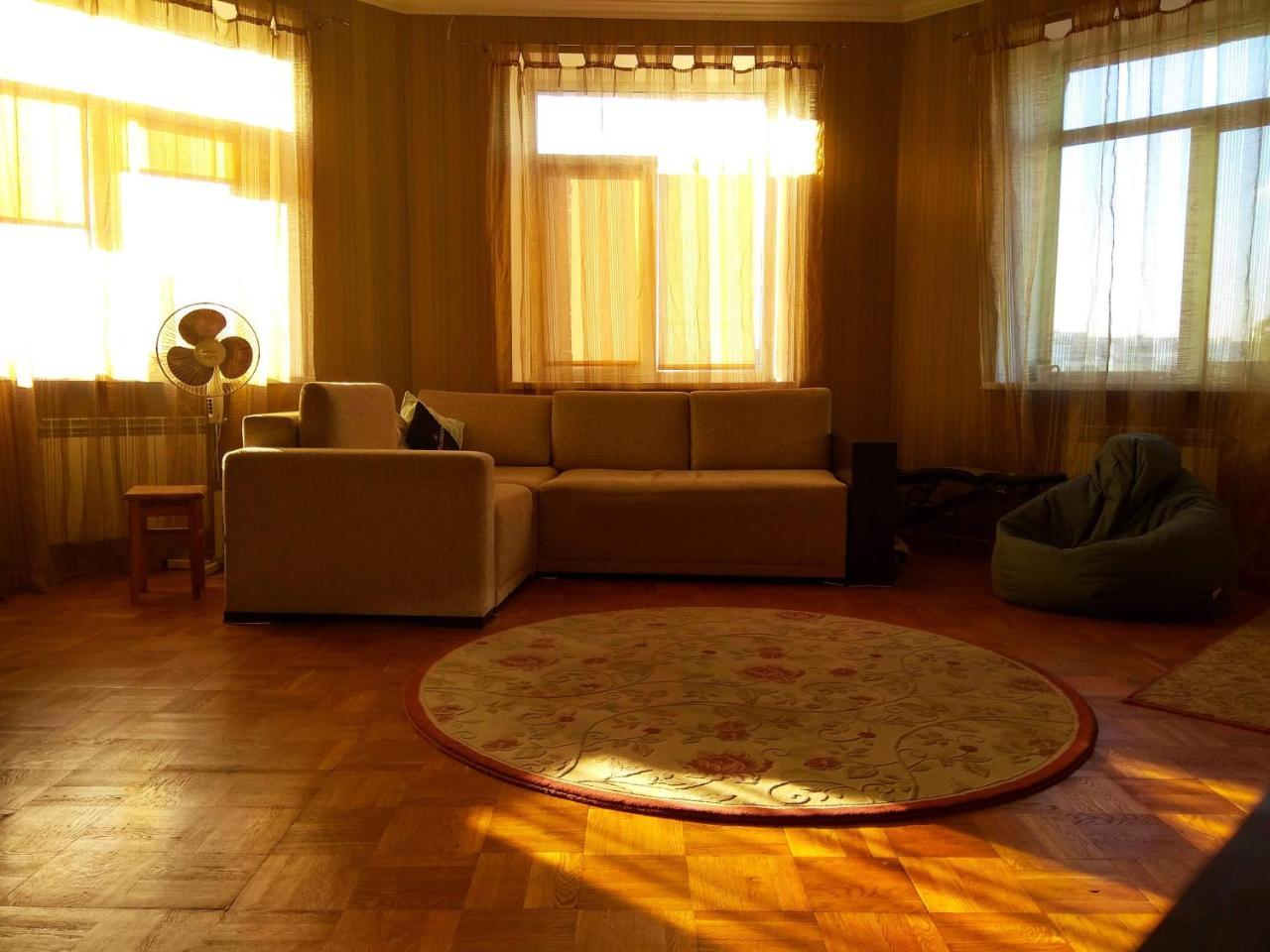 Alabama Mama Apartman Kijev Kültér fotó